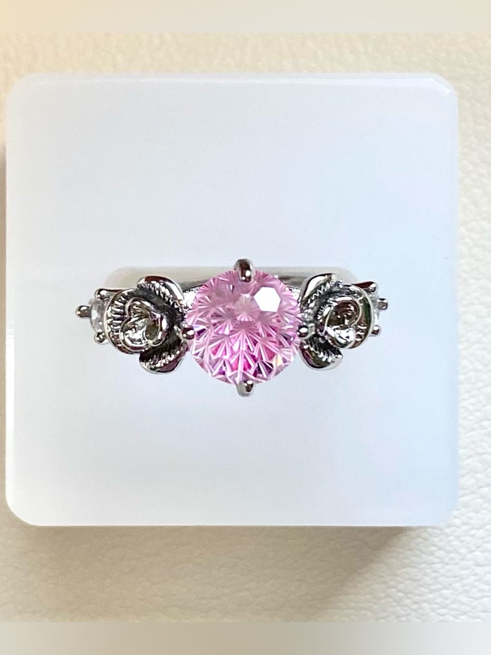 Elegant Pink Stone Silver Ring